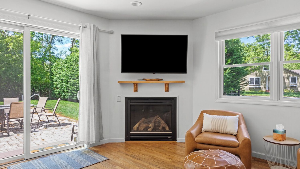 Photo of Livingroom in Westhampton Beach