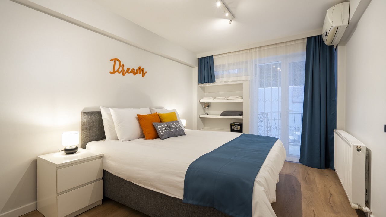 Photo of Bedroom in Galata