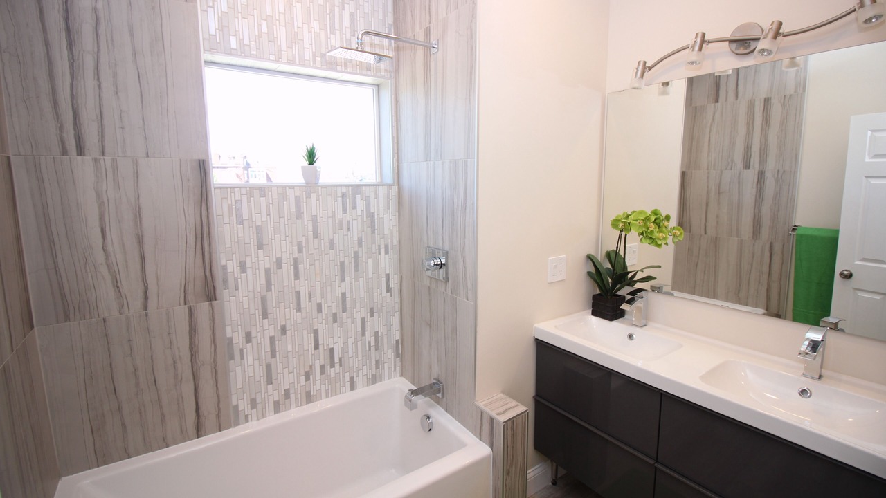 Photo of Bathroom in The Gate