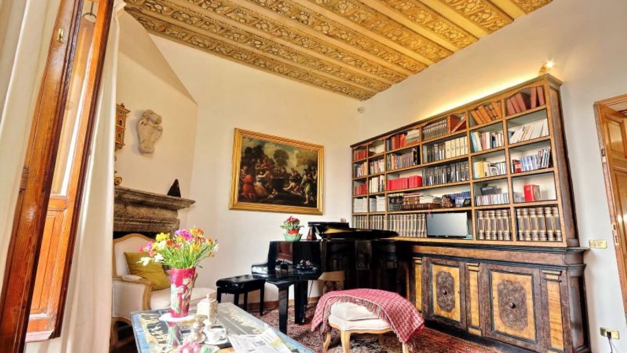 Photo of Others in Repubblica