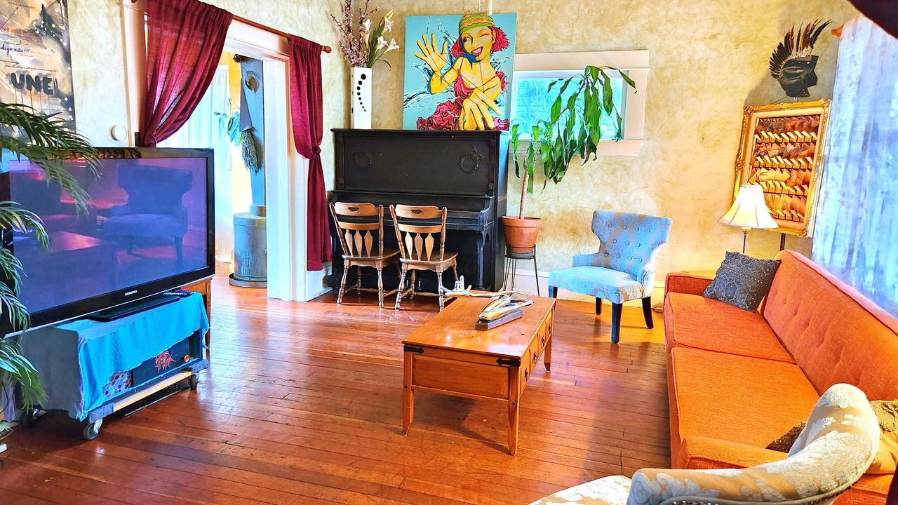 Photo of Livingroom in Richmond