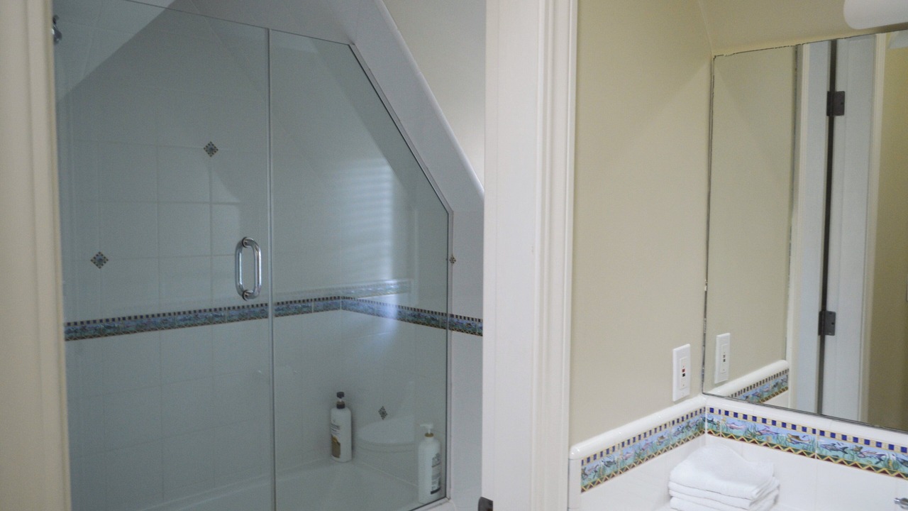 Photo of Bathroom in University Heights