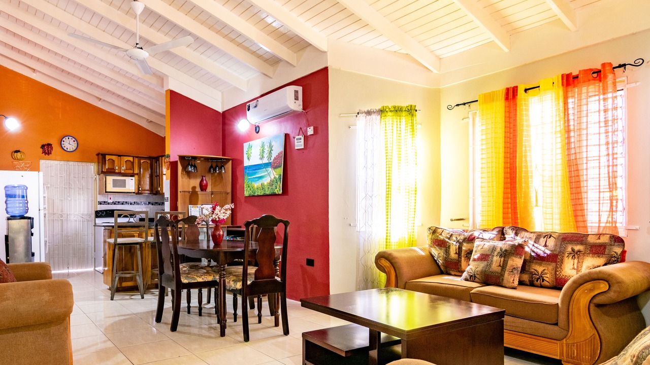 Photo of Livingroom in Oracabessa
