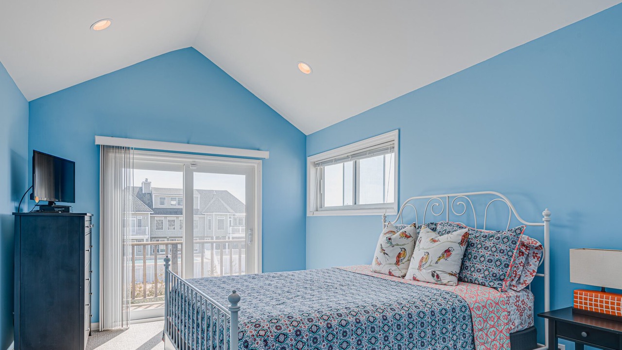 Photo of Bedroom in West Hampton Dunes