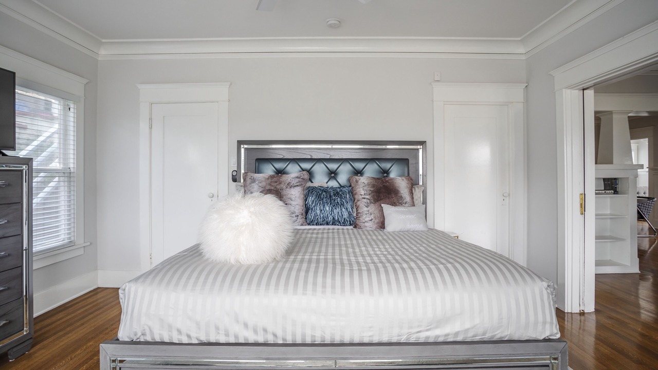 Photo of Bedroom in Silver Lake