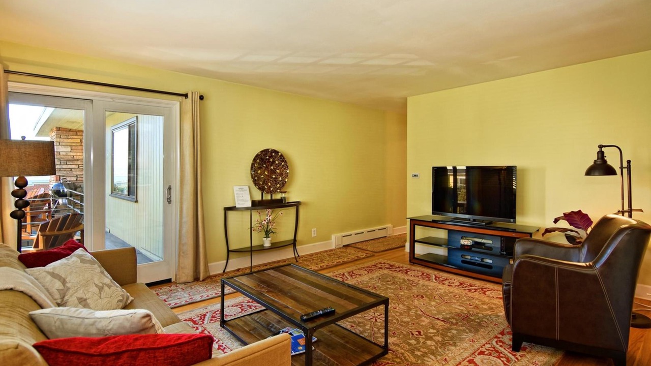 Photo of Bedroom in Lower Queen Anne