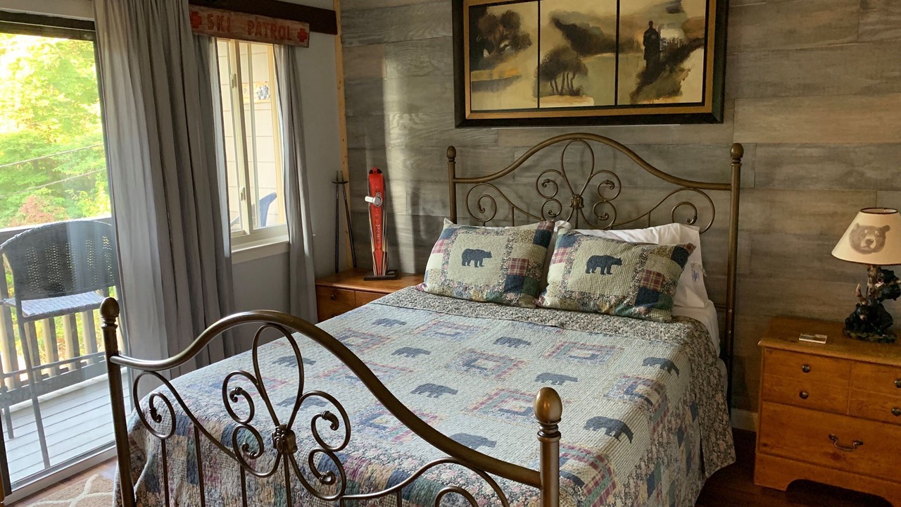 Photo of Bedroom in Chalet Village