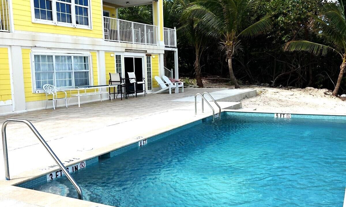 Photo of Outdoor in Colliers Bay