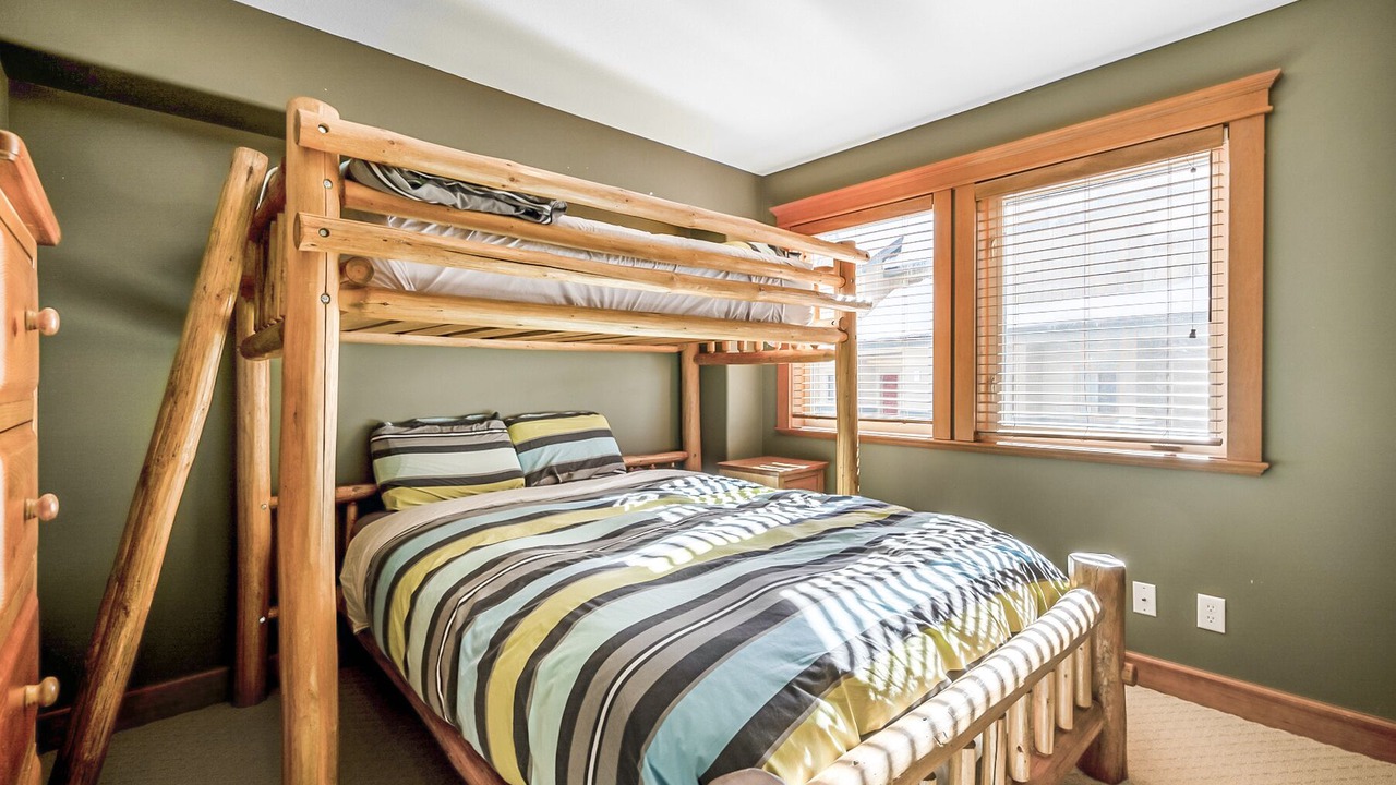 Photo of Bedroom in Big White Ski Resort