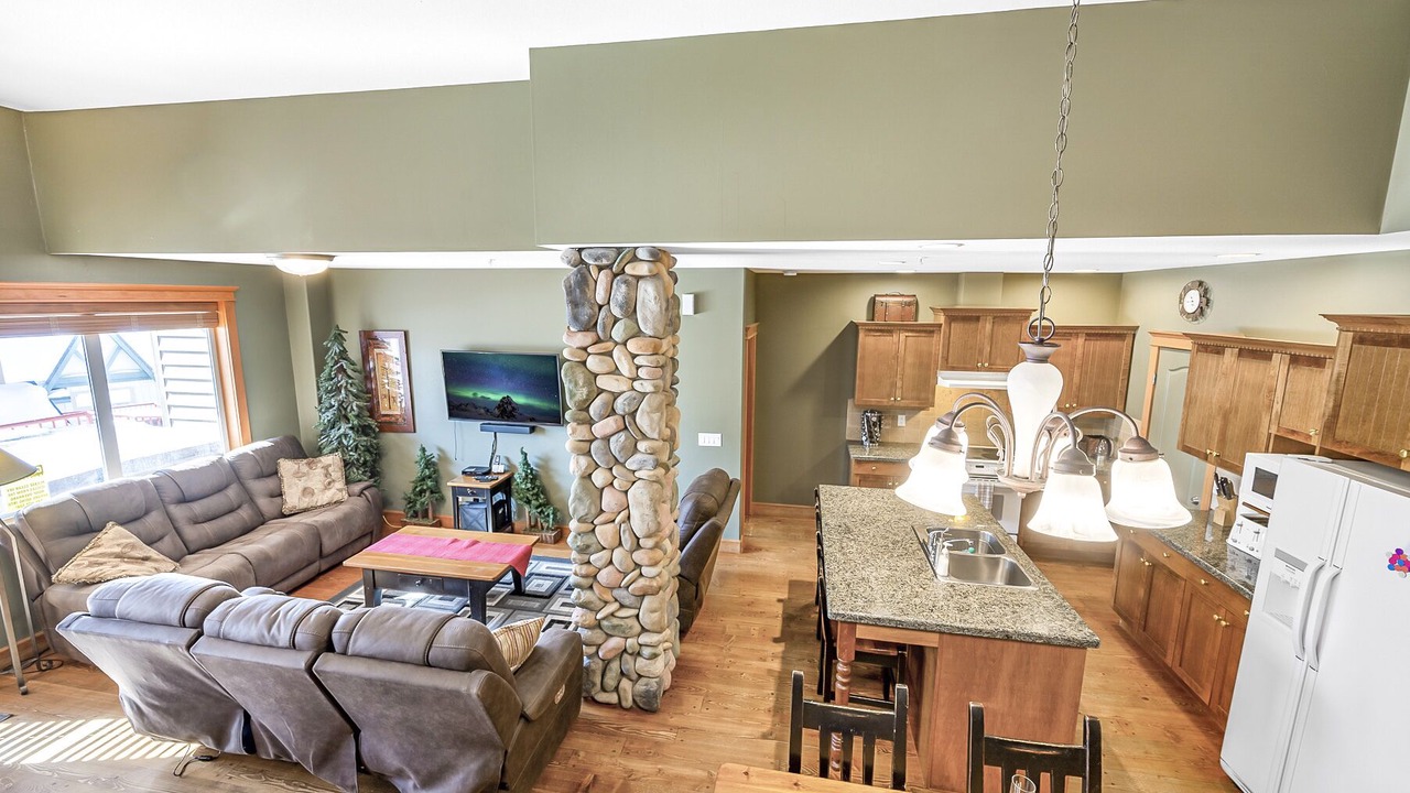 Photo of Livingroom in Big White Ski Resort