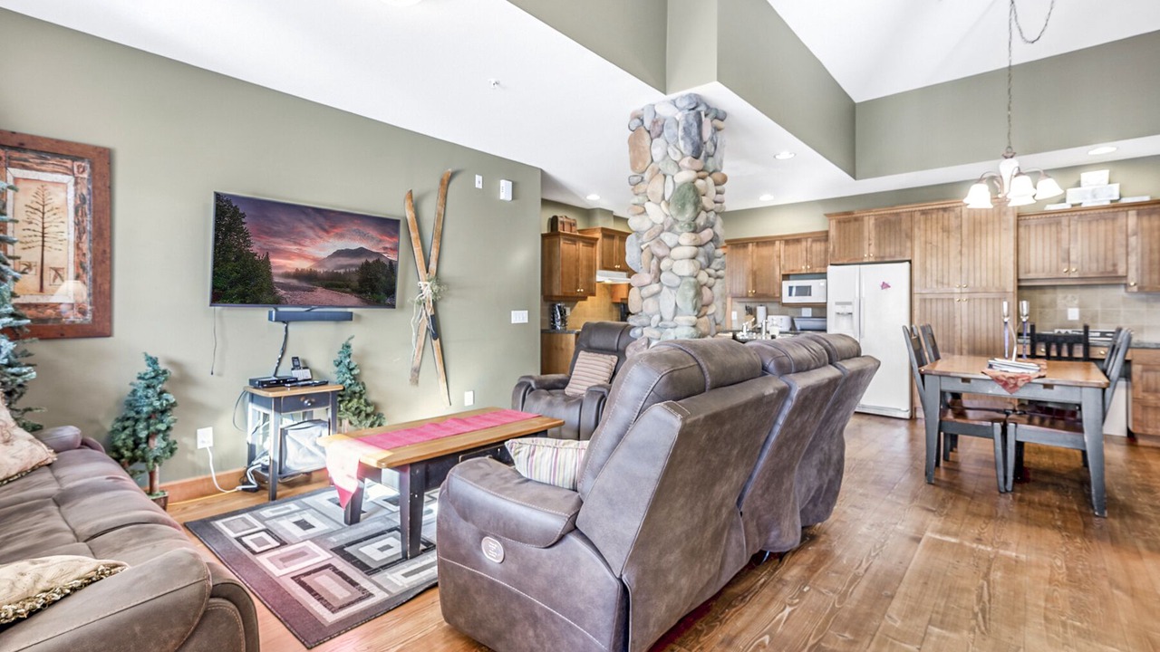 Photo of Livingroom in Big White Ski Resort