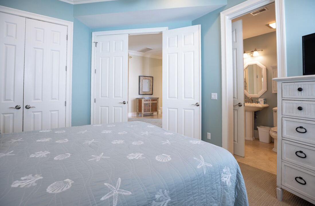 Photo of Bedroom in North Forest Beach