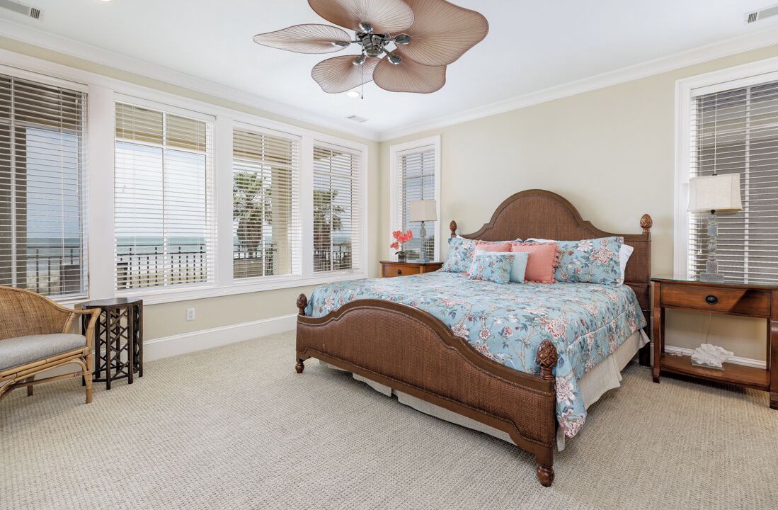 Photo of Bedroom in North Forest Beach