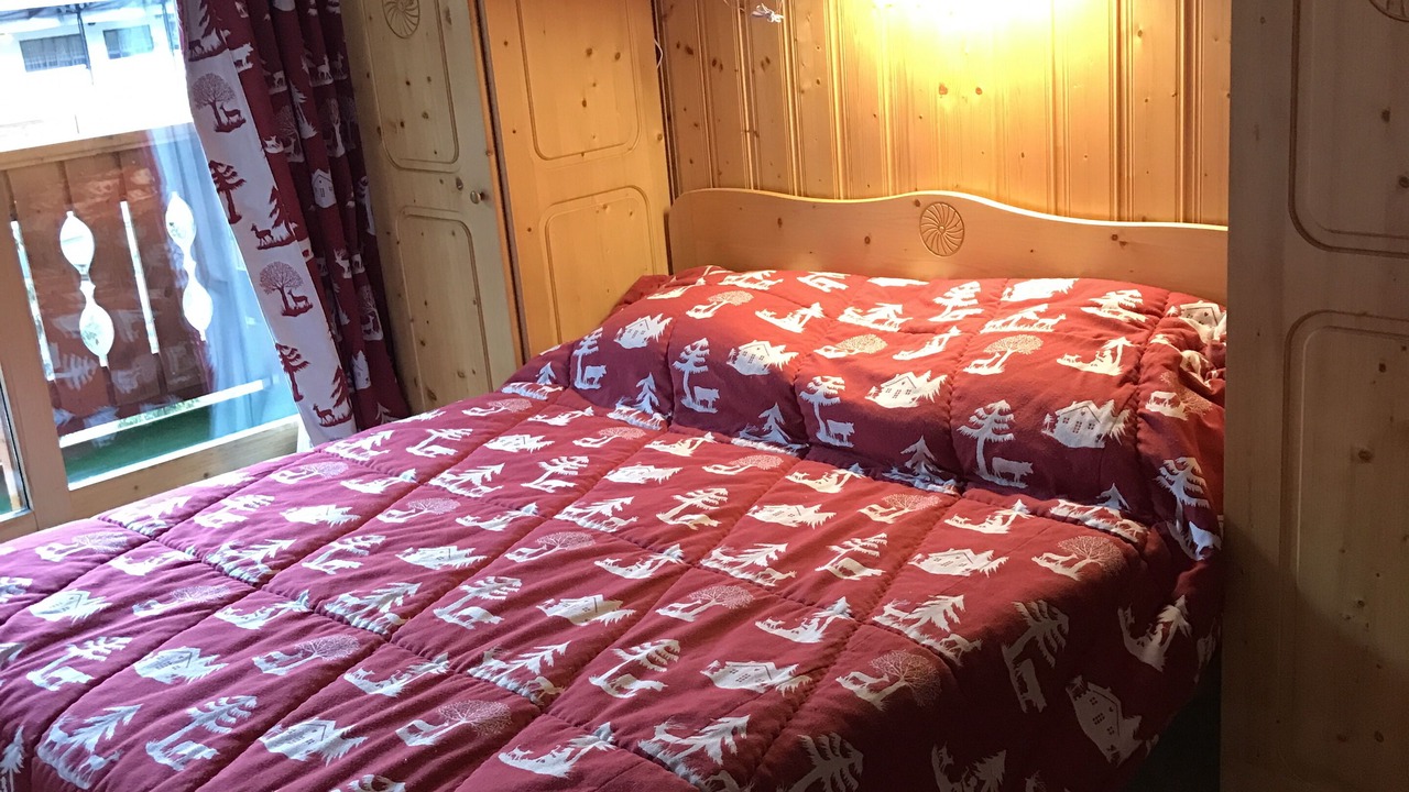 Photo of Bedroom in Meribel Centre