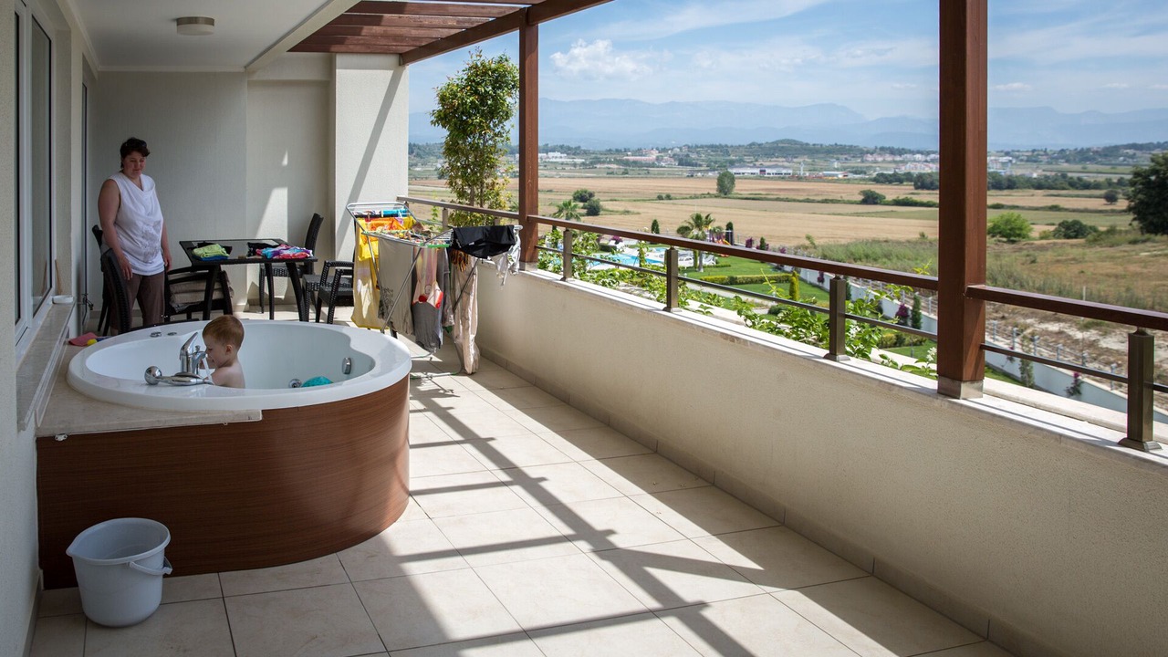 Photo of Outdoor in Side
