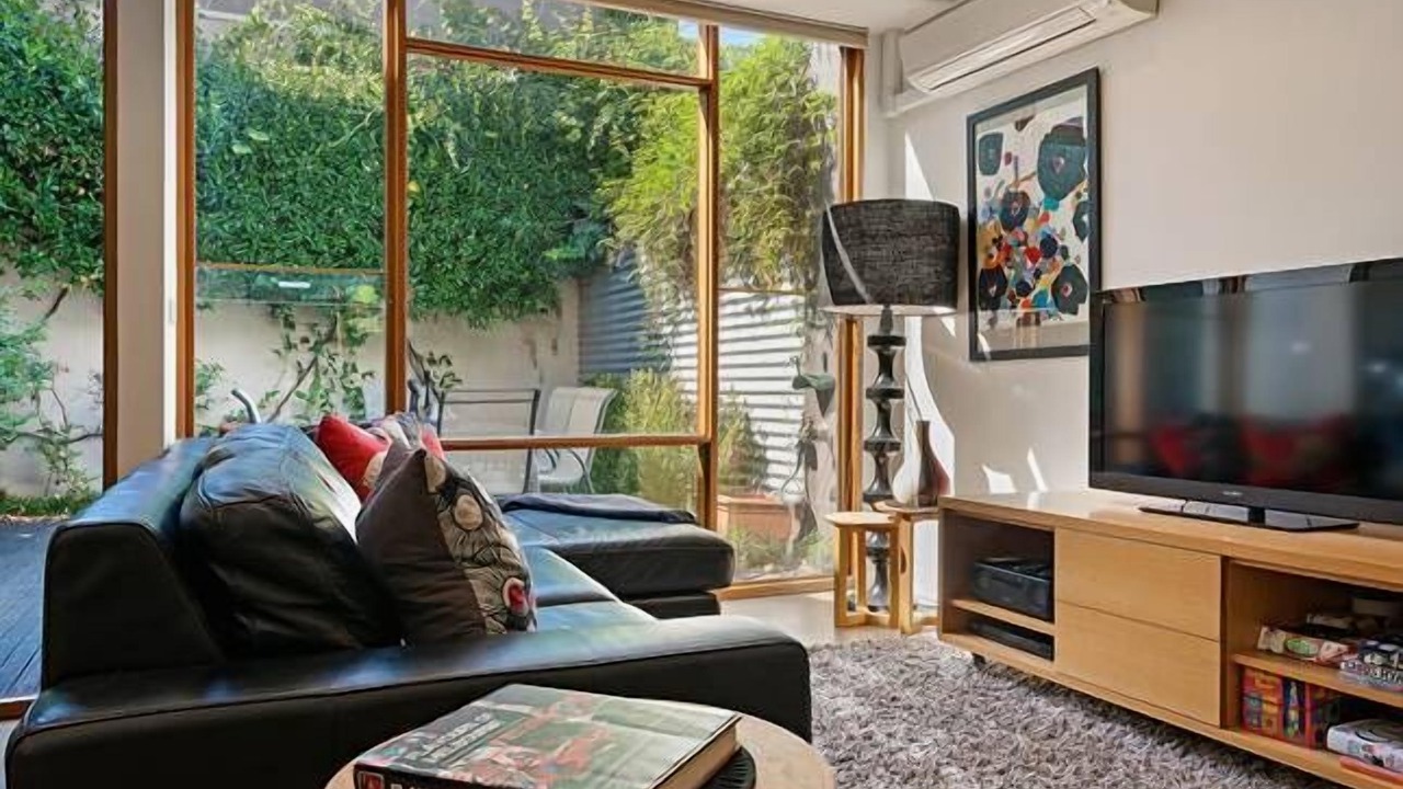 Photo of Livingroom in Fitzroy