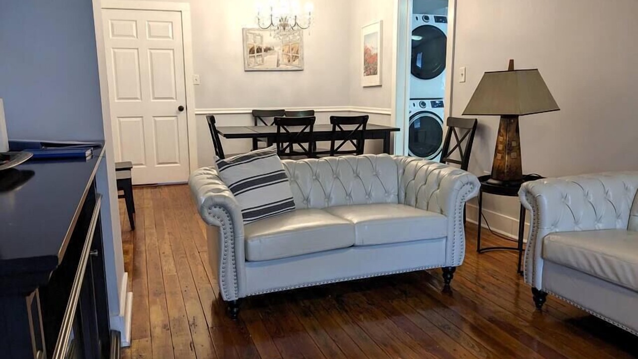 Photo of Livingroom in Downtown Historic District