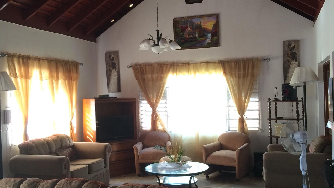 Photo of Livingroom in Greenwood