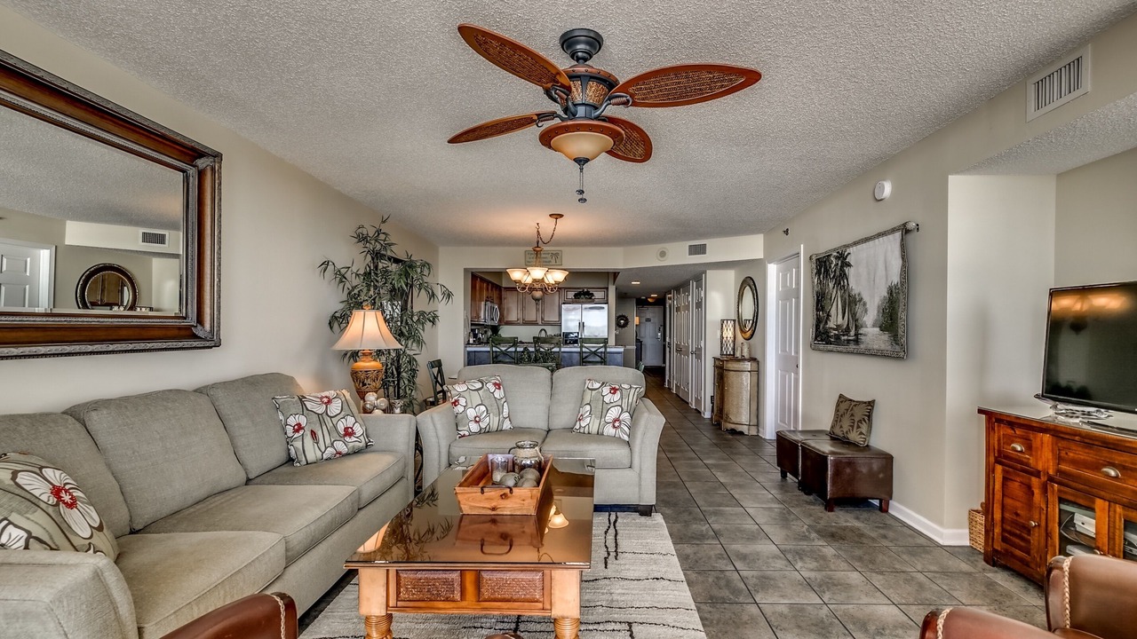 Photo of Livingroom in Crescent Beach