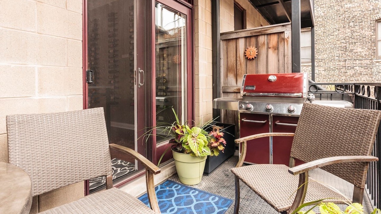 Photo of Patio Balcony in West Town