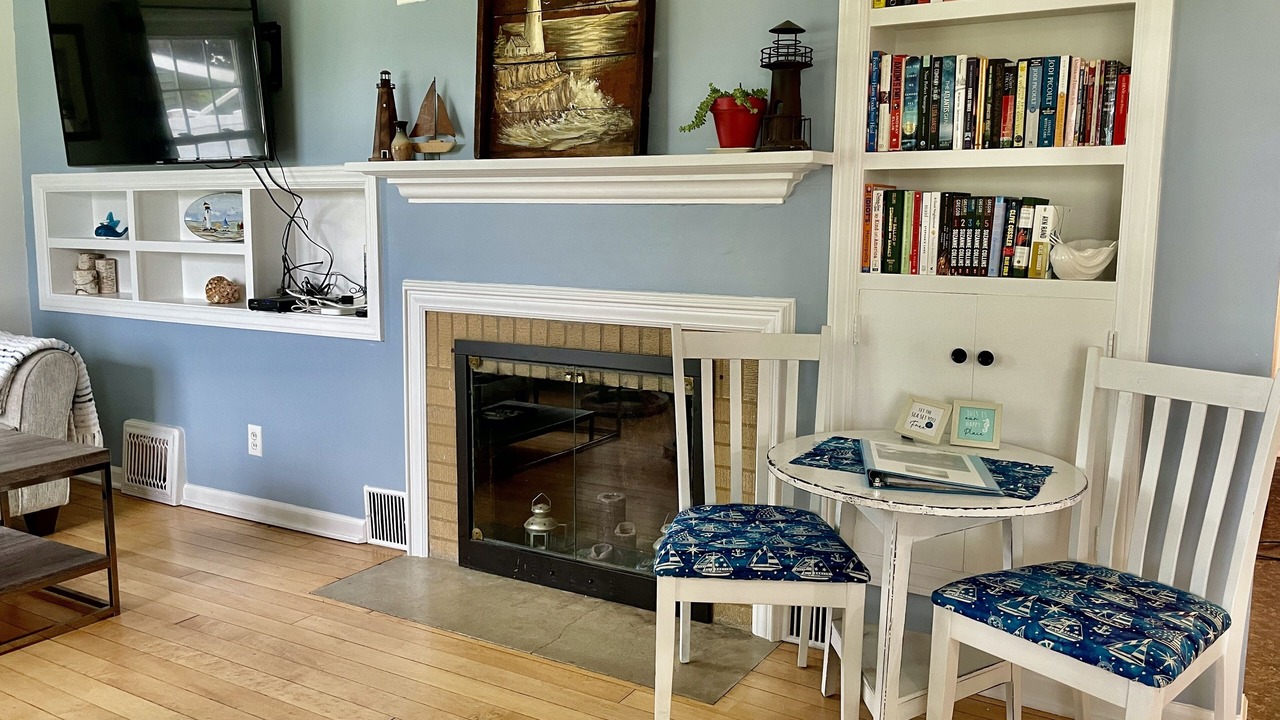 Photo of Livingroom in Manistee