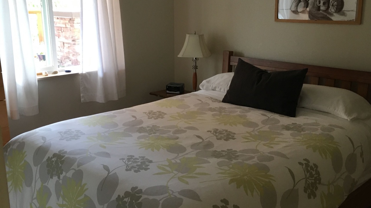 Photo of Bedroom in West Porpoise Bay