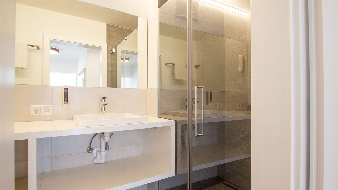 Photo of Bathroom in Schuttdorf