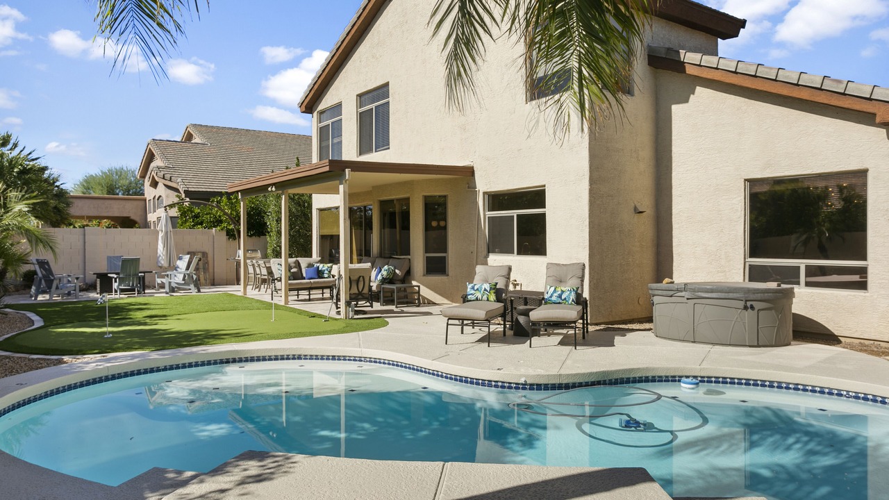Photo of Outdoor in Paradise Valley Village