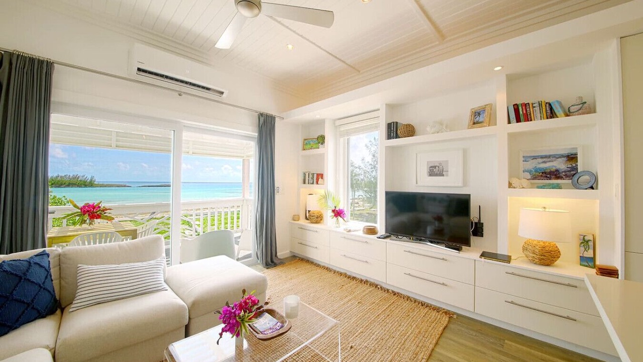 Photo of Livingroom in Governor's Harbour