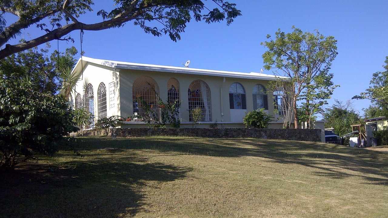 Photo of Others in Isabel II