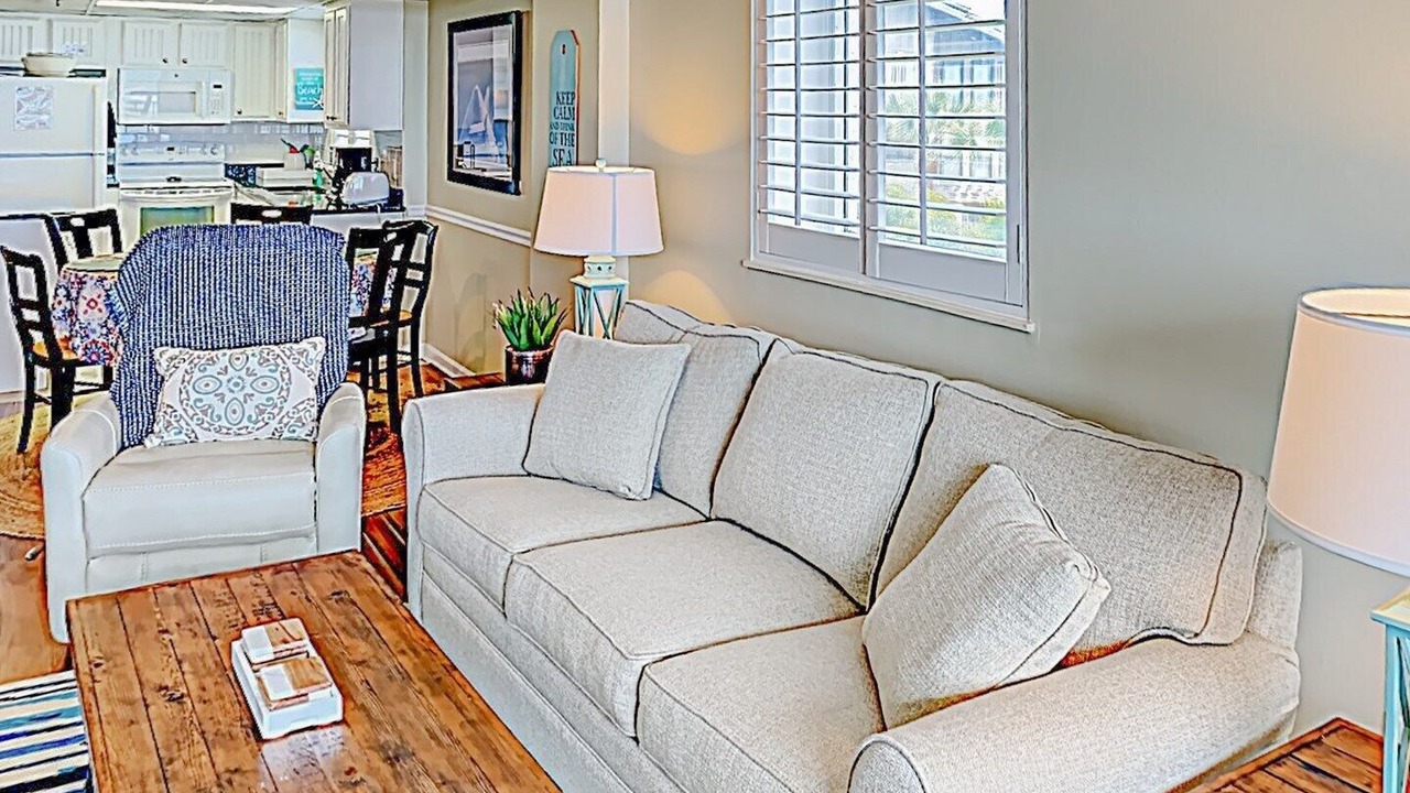 Photo of Livingroom in Litchfield by the Sea