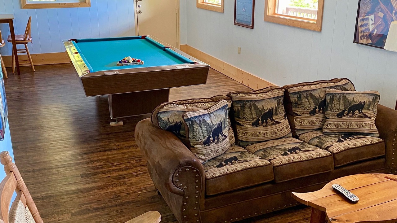 Photo of Livingroom in Chalet Village
