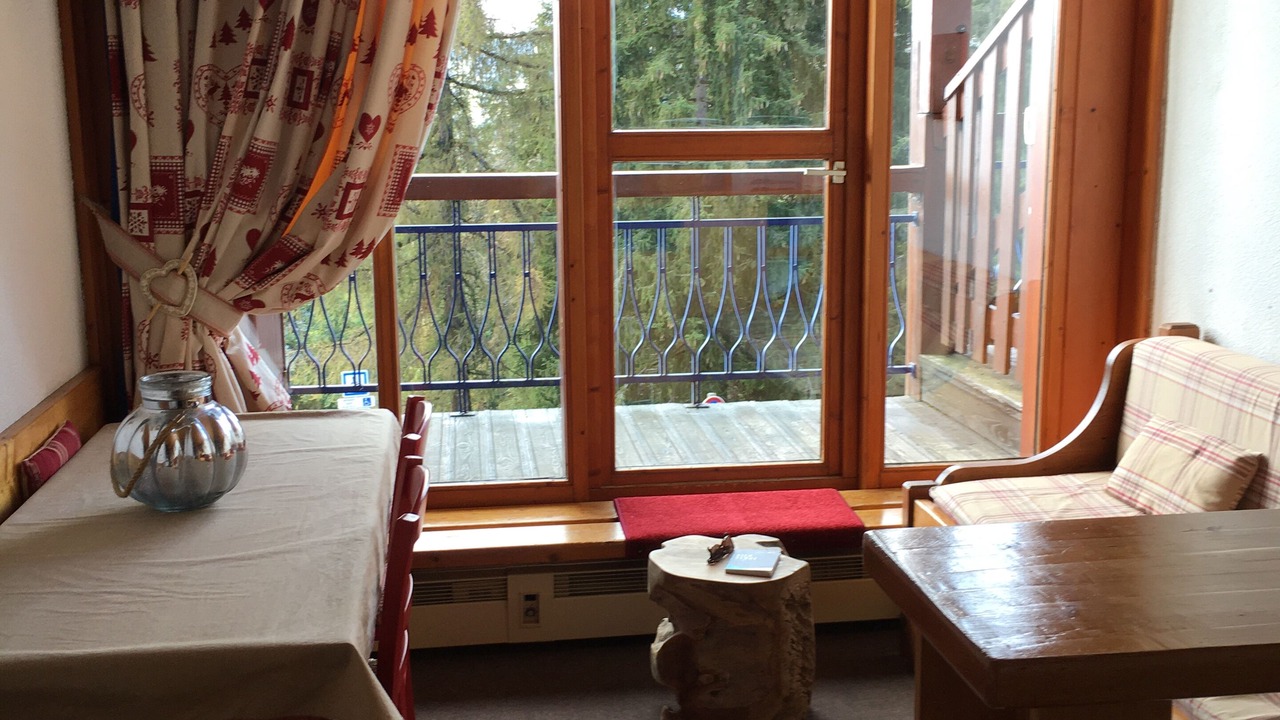 Photo of Livingroom in Arc-1800