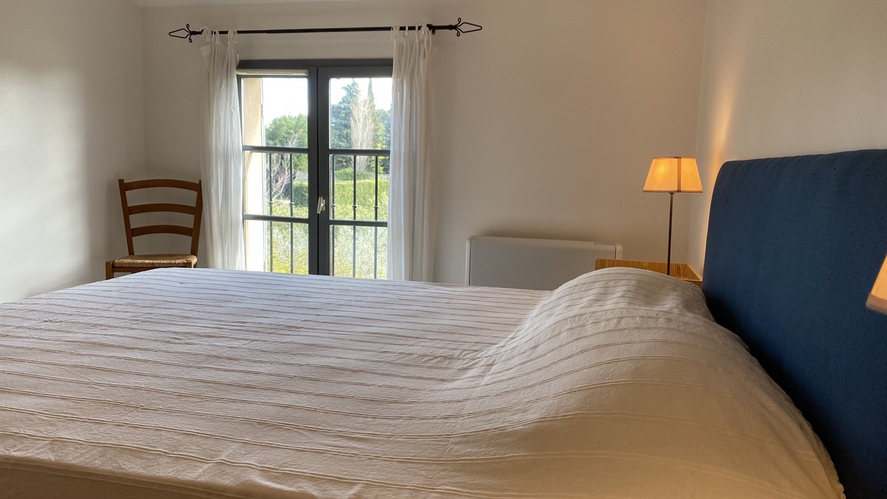Photo of Bedroom in Beaumes-de-Venise