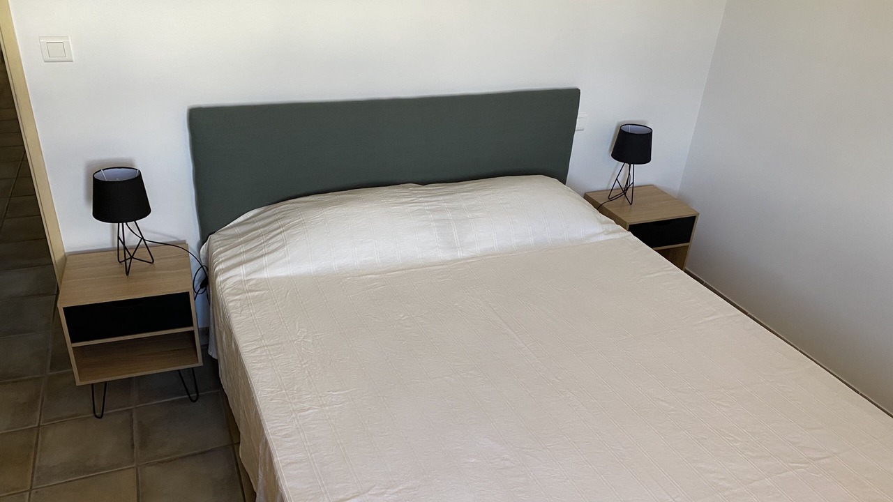 Photo of Bedroom in Beaumes-de-Venise