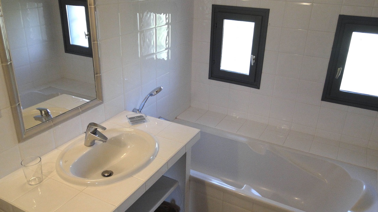 Photo of Bathroom in Beaumes-de-Venise