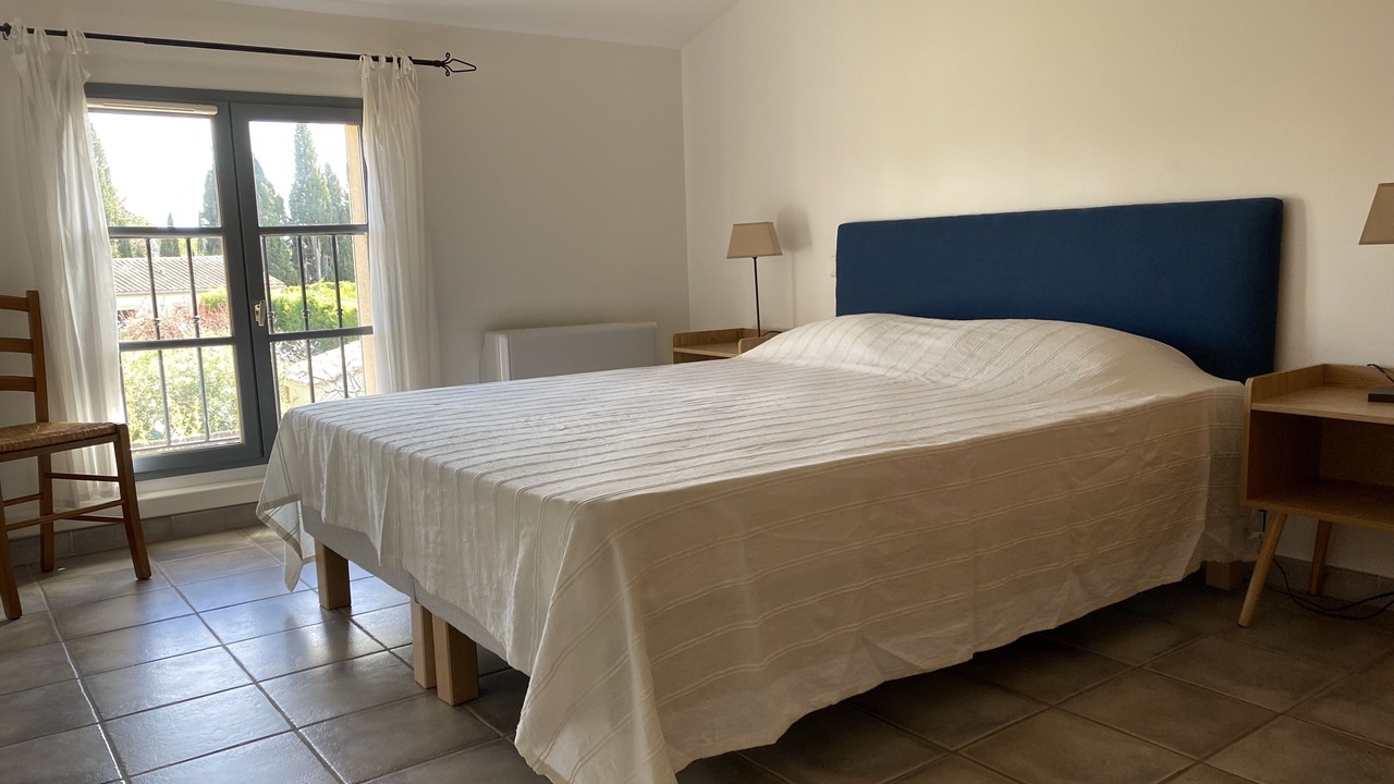 Photo of Bedroom in Beaumes-de-Venise