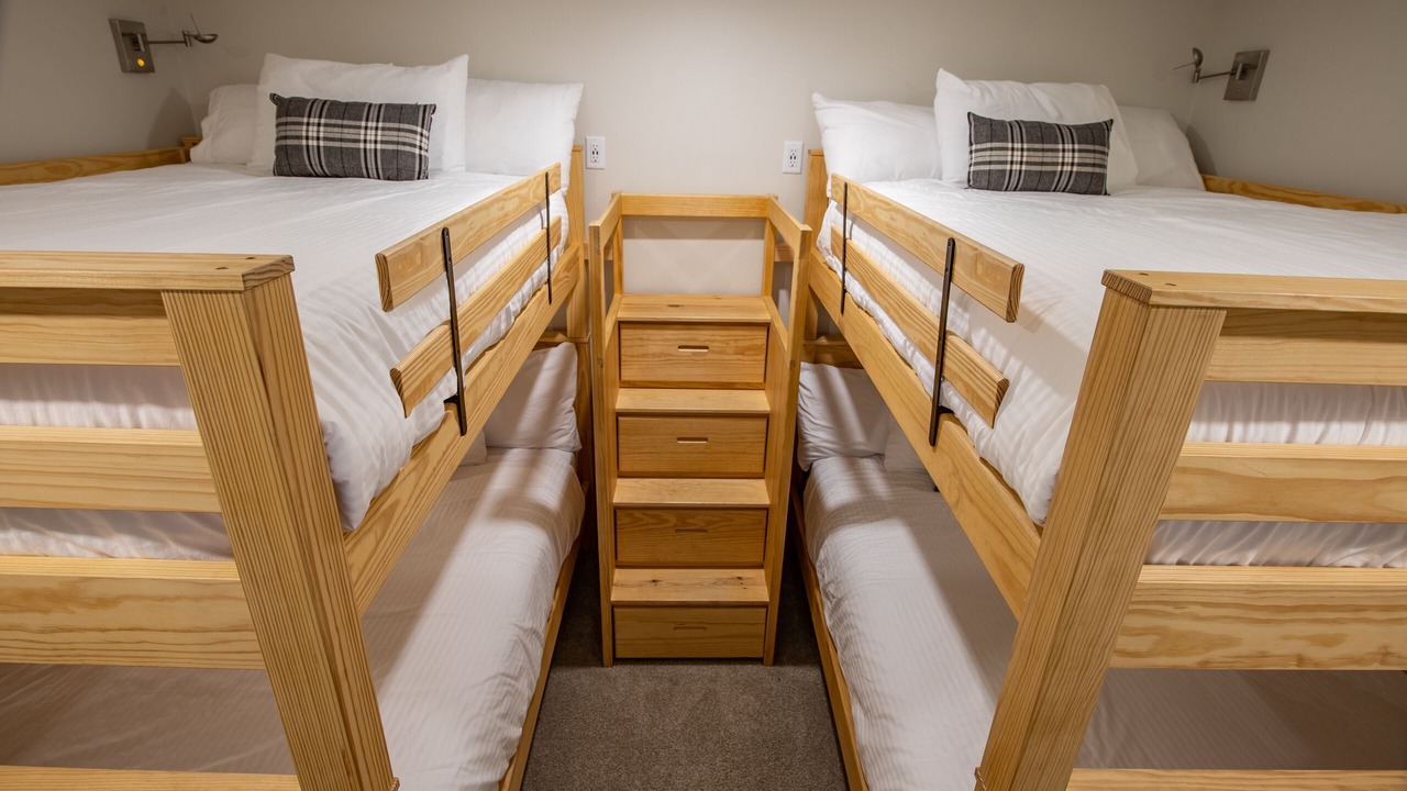 Photo of Bedroom in Upper Village