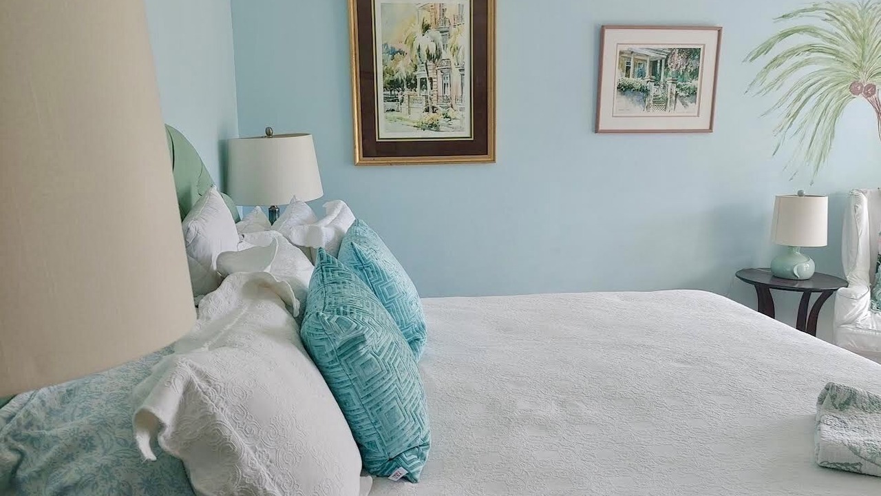 Photo of Bedroom in Folly Field
