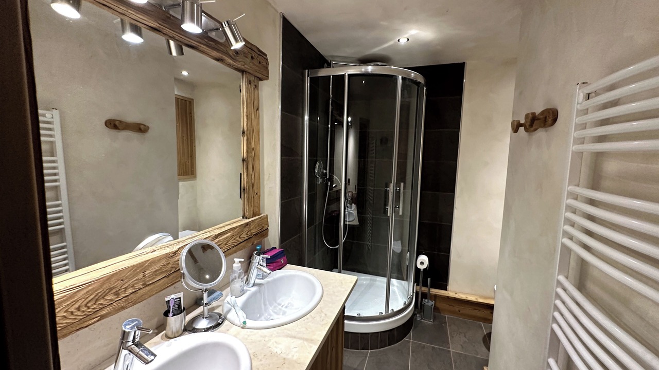 Photo of Bathroom in Cognet