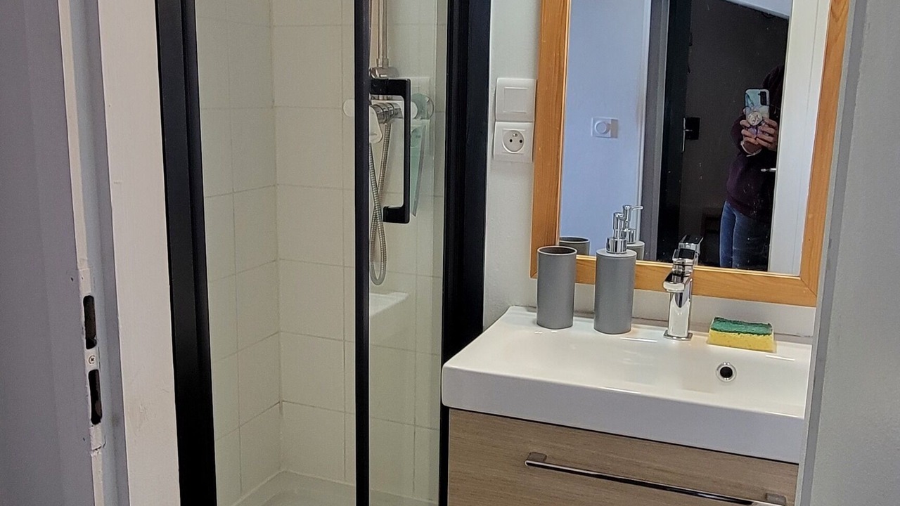Photo of Bathroom in Arc-1800