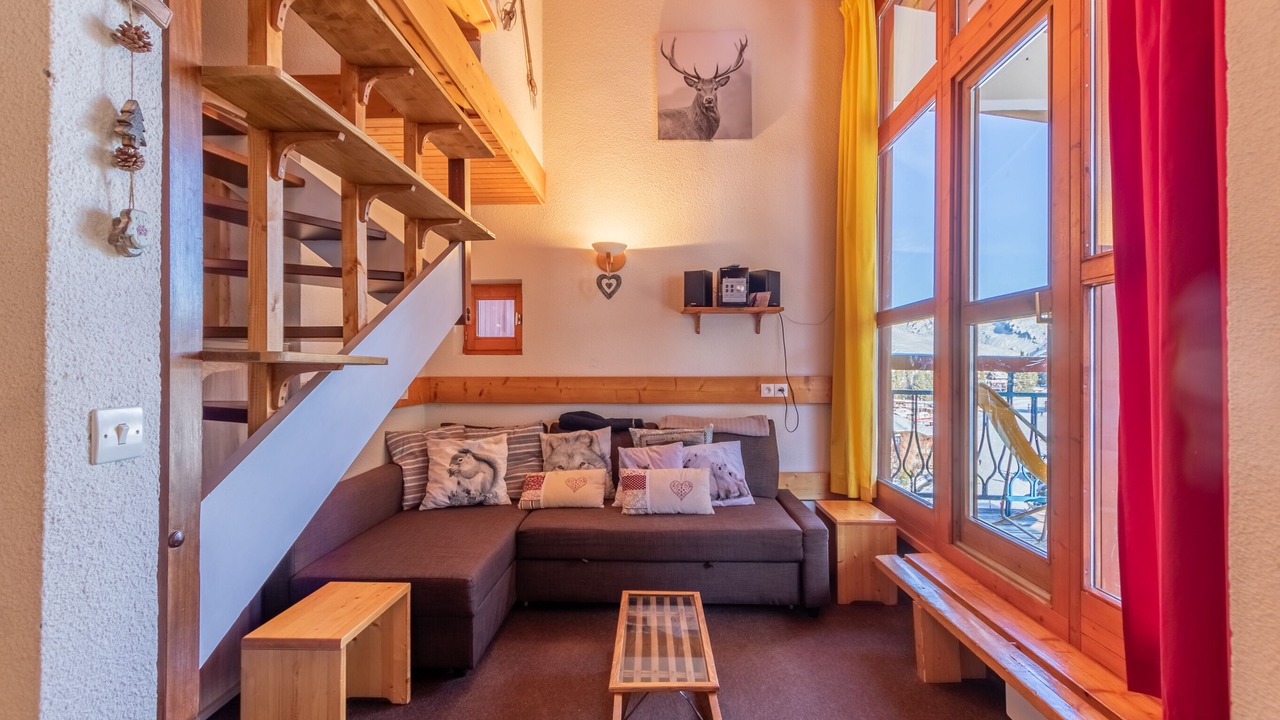 Photo of Livingroom in Arc-1800