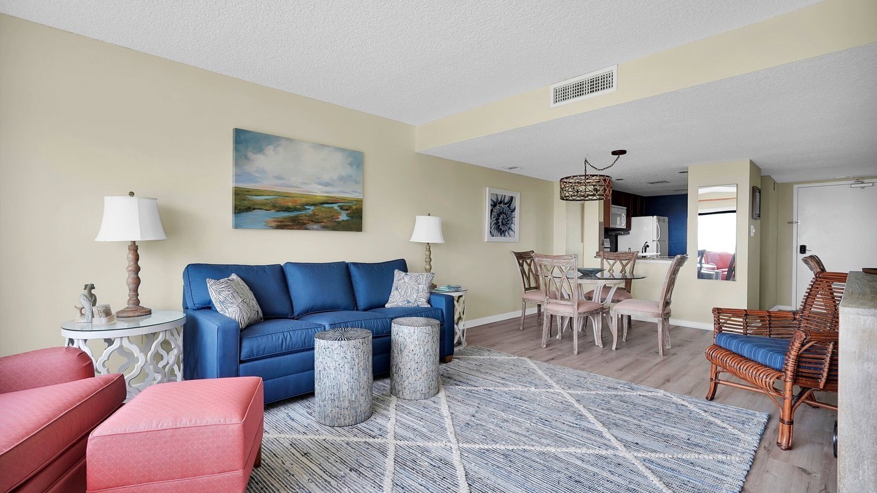 Photo of Livingroom in Amelia City