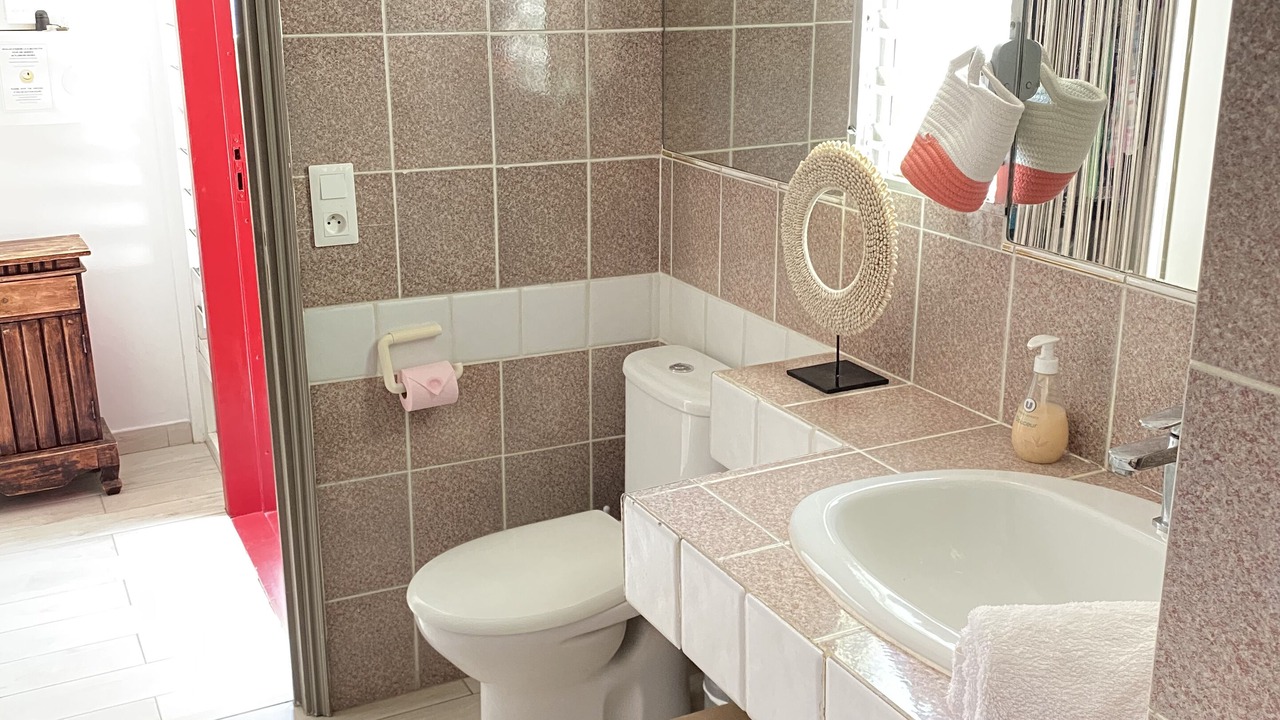 Photo of Bathroom in Orient Bay