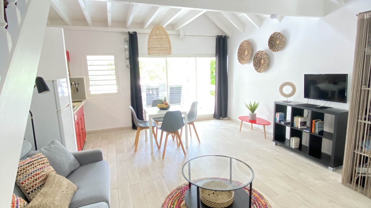 Photo of Livingroom in Orient Bay