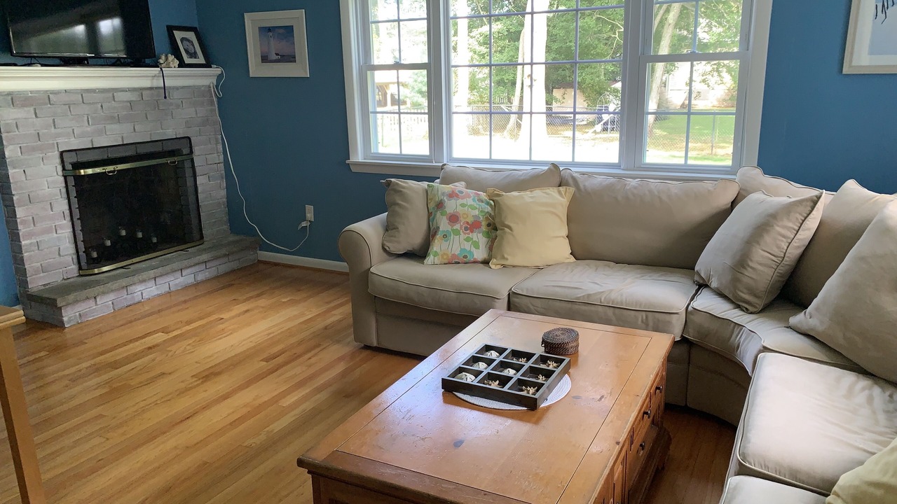 Photo of Livingroom in Old Lyme