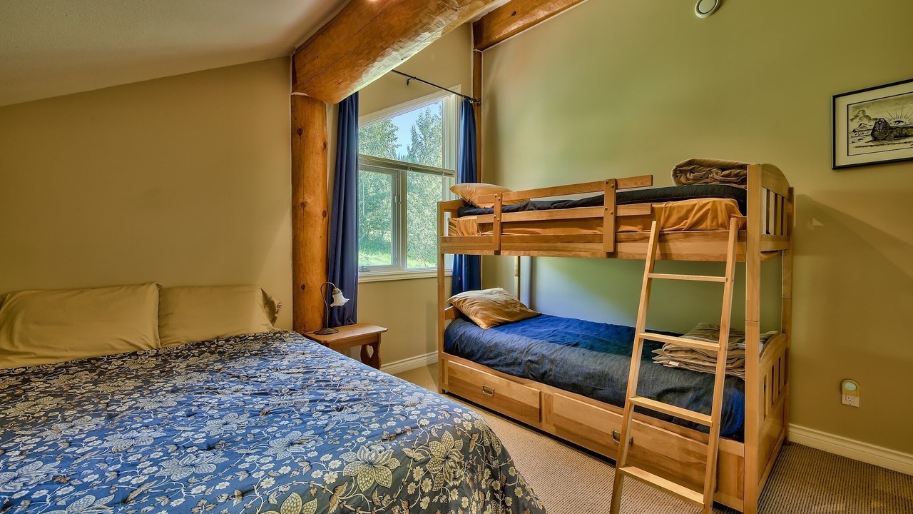 Photo of Others in Sunburst Estates