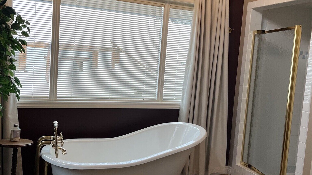 Photo of Bathroom in Sunburst Estates