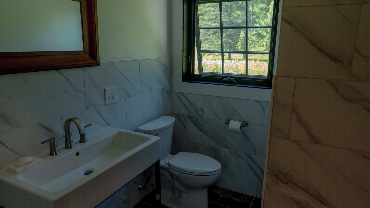 Photo of Bedroom in Clarendon