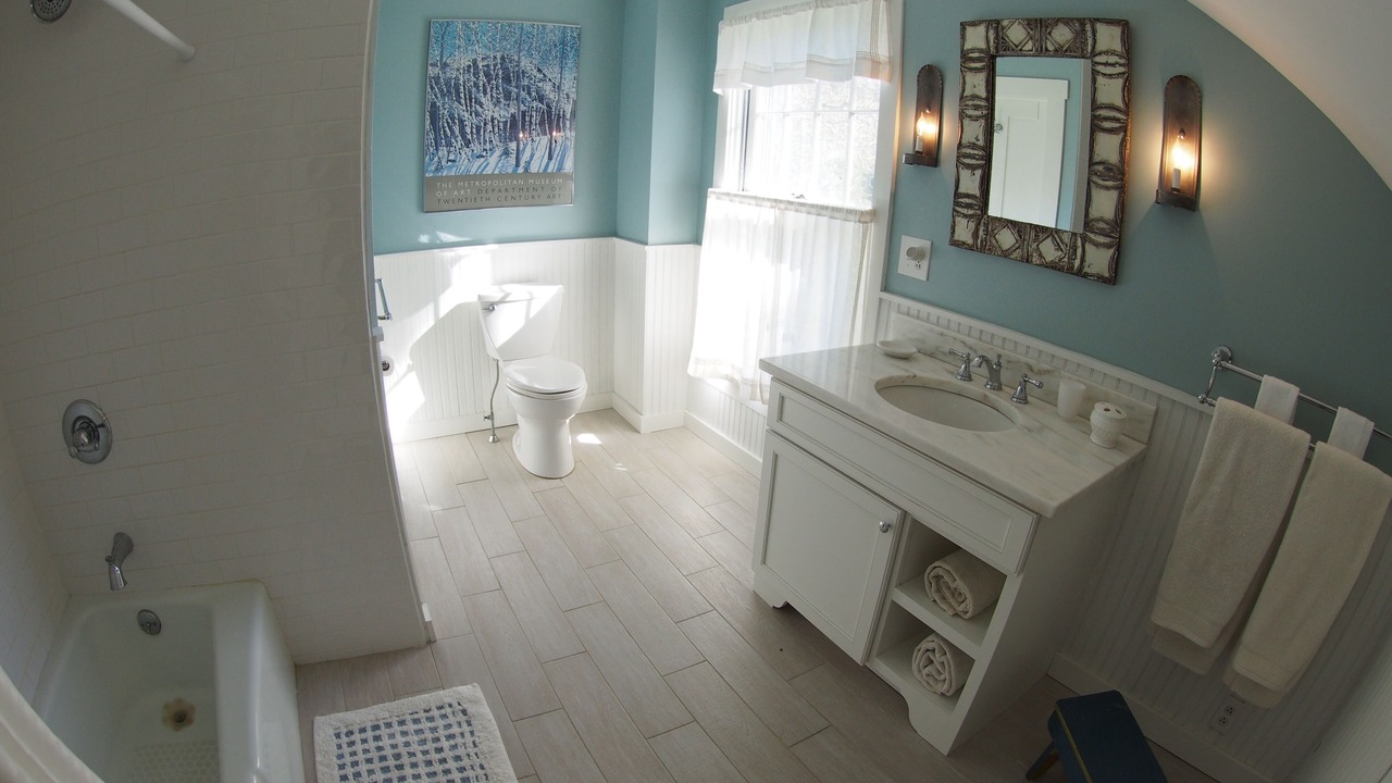 Photo of Bathroom in Clarendon